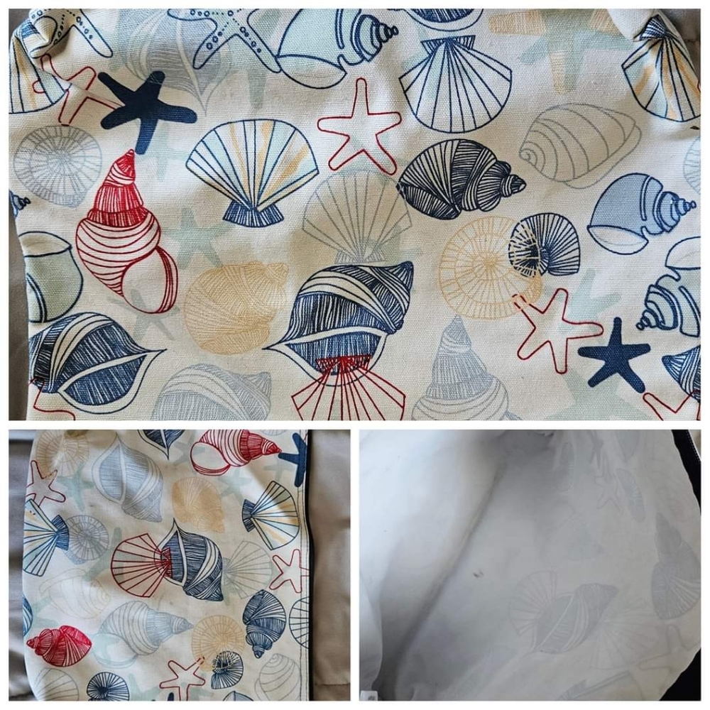 Thirty One Zipper Pouch